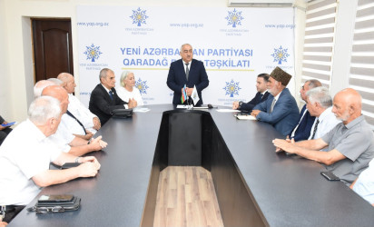 Qaradağ rayonunda ağsaqqallarla görüş keçirilib
