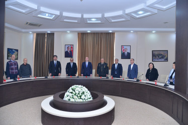 Qaradağ rayonu Heydər Əliyev Mərkəzində Xocalı faciəsinin 34-cü ildönümü ilə bağlı Xocalıdan olan şəhid ailələri ilə görüş keçirilmişdir.