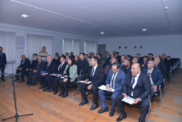 Qaradağ Rayon İcra Hakimiyyətinin başçısı Süleyman Mikayılovun növbəti səyyar qəbulu Şonqar qəsəbəsində keçirilib.