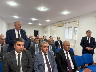 Qaradağ rayonunda kommunal məsələlərlə bağlı müşavirə keçirilib