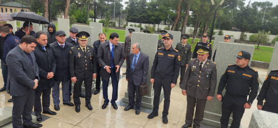 Vətən Müharibəsinin qəhrəman şəhidi kapitan Hüseynli Türkay Nizami oğlunun altıncı il dönümü münasibətilə anım mərasimi keçirilmişdir.