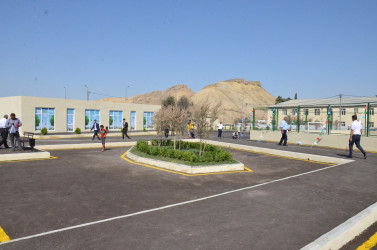 Qızıldaş qəsəbəsində salınmış yeni istirahət parkının açılışı olmuşdur