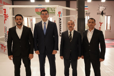 Qaradağ rayonunun Lökbatan qəsəbəsində Azərbaycan Peşəkar Döyüş Klubunun ("TT FIGHT") yeni idman zalının açılışı olub.