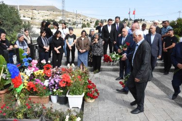 Qaradağ rayonunun Lökbatan qəsəbəsində şəhid Tərlan Rüstəmovun anım mərasimi keçirilib