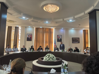 Qaradağ rayonunda “Qəhrəmanlıq tariximiz” mövzusunda dəyirmi masa keçirilib