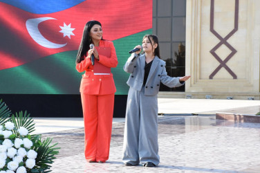 Qaradağ rayonunda 15 İyun – Milli Qurtuluş Gününə həsr olunmuş “Milli Qurtuluşdan – Zəfərə” bayram konserti keçirilmişdir