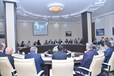Heydər Əliyev Mərkəzində Ulu Öndər Heydər Əliyevin əziz xatirəsinə həsr olunmuş dəyirmi masa keçirildi.