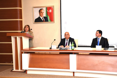 Qaradağ rayonunda Prezident İlham Əliyevin Yeni Azərbaycan Partiyasının VIII Qurultayındakı çıxışından irəli gələn vəzifələrə həsr olunmuş müşavirə keçirilib.