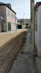 Qaradağ rayonunda küçələrə asfalt örtüyü çəkilir