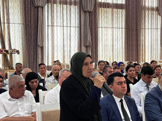 Qaradağ Rayon İcra Hakimiyyətinin başçısı Süleyman Mikayılovun Sahil qəsəbəsində səyyar qəbulu keçirilmişdir