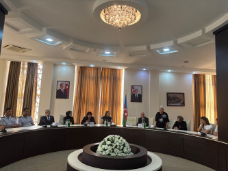 Qaradağ rayonunda “Qəhrəmanlıq tariximiz” mövzusunda dəyirmi masa keçirilib