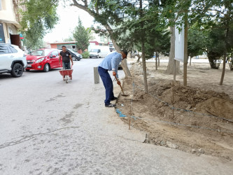 Sahil qəsəbəsində təmir işləri aparılır