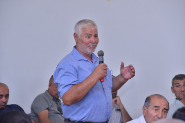 Qaradağ Rayon İcra Hakimiyyətinin başçısı Süleyman Mikayılovun Ələt qəsəbəsində səyyar qəbulu keçirilmişdir