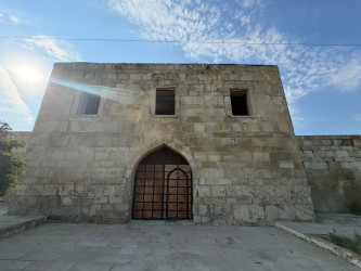 Qaradağ rayonunda Sanqaçal karvansarayında monitorinq, təmizlik və abadlıq işləri həyata keçirilib