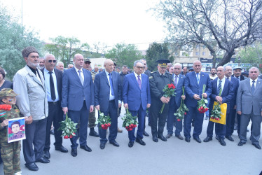 Qaradağ rayonu Sahil qəsəbəsində Seyidov Məhərrəm Məcnun oğlunun anım mərasimi keçirilib.