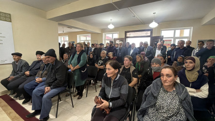 Çeyildağ qəsəbəsində vətəndaşların səyyar qəbulu keçirilib