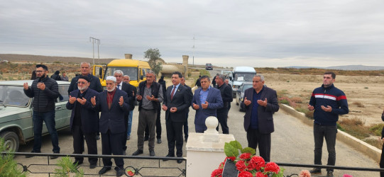 Vətən Müharibəsi şəhidi Əhmədov Cavanşir Xeyrulla oğlunun il dönümü ilə əlaqədar anım mərasimi keçirilib