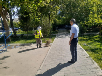 Sahil qəsəbəsində təmizlik işləri davam etdirilir