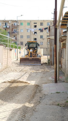 Qaradağ rayonunda küçələrə asfalt örtüyü çəkilir