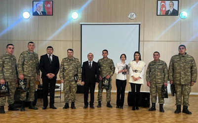 “2 fevral - Azərbaycan gəncləri günü” münasibətilə hərbi hissənin şəxsi heyəti ilə görüş keçirildi.