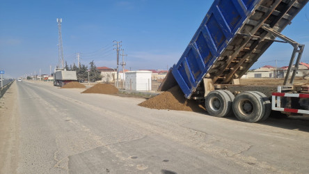 Qaradağ rayonu Qobustan qəsəbəsində yenidənqurma və abadlıq işləri həyata keçirilmişdir.