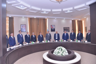 15 iyun - Milli Qurtuluş Gününə həsr olunmuş dəyirmi masa