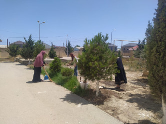 Qaradağ rayonunda yerləşən təhsil müəssisələri Ulu Öndər Heydər Əliyevin anadan olmasının 100-cü ildönümü ilə bağlı Qaradağ Rayon İcra Hakimiyyətinin təşəbbüsü ilə keçirilən ümumrayon iməcliyə qoşuldu