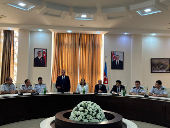 “Zəfərin zirvəsi – Suverenlik” adlı dəyirmi masa keçirilib