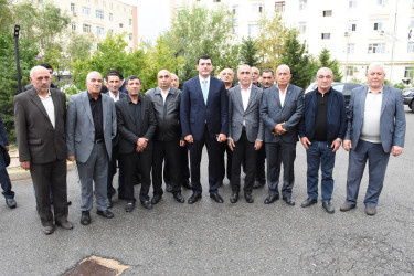Lökbatan qəsəbəsində vətəndaşların səyyar qəbulu keçirilib.