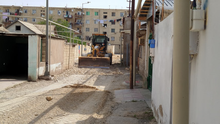 Qaradağ rayonunda küçələrə asfalt örtüyü çəkilir