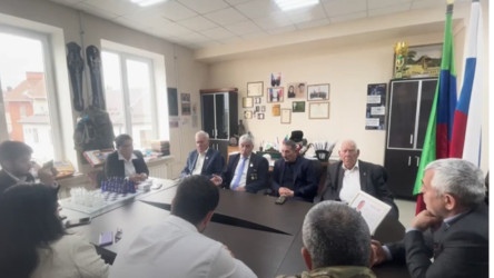 Volqoqrad şəhərində "Heydər Əliyev: Sülhün, tolerantlığın və multikultural dəyərlərin memarı” mövzusunda dəyirmi masa keçirildi
