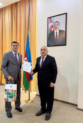 Azərbaycan Respublikasının Gənclər və İdman Nazirliyinin yaranmasının 32-ci ildönümü münasibətilə “Azərbaycan gənci müasir dövrdə” mövzusunda dəyirmi masa keçirildi