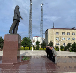 Qaradağ Rayon Heydər Əliyev Mərkəzində 28 May – Müstəqillik Gününə həsr olunmuş dəyirmi masa keçirilmişdir
