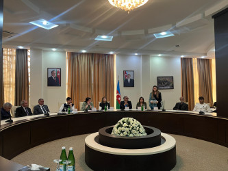"Müasir Azərbaycan Şəhərsalması: Heydər Əliyev strategiyasından dayanıqlı gələcəyə" adlı dəyirmi masa keçirildi.