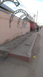 Qaradağ rayonunun Qobustan qəsəbəsində yerləşən Yusif Əliyev küçəsində piyadaların hərəkəti üçün nəzərdə tutulmuş səki ərazi zəbtindən azad edilmişdir.