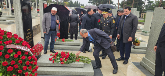 Vətən Müharibəsinin qəhrəman şəhidi kapitan Hüseynli Türkay Nizami oğlunun altıncı il dönümü münasibətilə anım mərasimi keçirilmişdir.