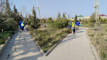 Qaradağ rayonu Ələt qəsəbəsi ərazisində təmizlik işləri aparılmışdır