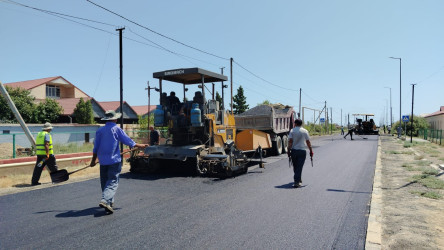    "Şəhərsalma və Memarlıq ili" çərçivəsində Qaradağ rayonunda abadlıq və yenidənqurma işləri davam etdirilir.