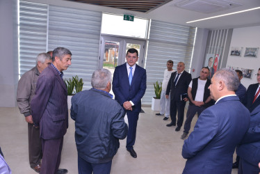 Qaradağ Rayon İcra Hakimiyyətinin başçısı Natiq Əliyev Puta qəsəbəsində sakinlərlə görüşüb və vətəndaşların səyyar qəbulunu keçirib.