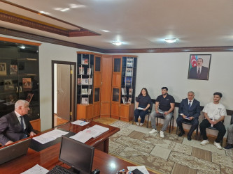 Qaradağ Rayon İcra Hakimiyyətinə istehsalat təcrübəsinə gələn tələbələrlə görüş keçirildi