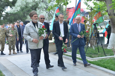 Qaradağ rayonu Sahil qəsəbəsində Seyidov Məhərrəm Məcnun oğlunun anım mərasimi keçirilib.
