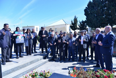 Şəhid Hüseynov Rafiq Hüseyn oğlunun Qaradağ rayonu, Lökbatan qəsəbəsində 40 mərasimi keçirilmişdir.