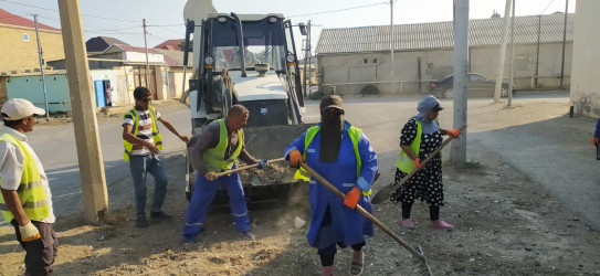 Qaradağ rayonunda abadlıq işləri görülür