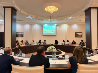 26 İyun – Narkotik Vasitələrin Sui-istifadəsi və Qanunsuz Dövriyyəsinə Qarşı Beynəlxalq Mübarizə Gününə həsr olunmuş “Narkomaniyaya qarşı birgə mübarizə: Sağlam gələcəyimiz naminə” adlı dəyirmi masa keçirildi