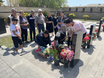 Vətən müharibəsi Şəhidi İbadov Rafiq Baloğlan oğlunun doğum günü münasibətilə məzarı ziyarət olundu.