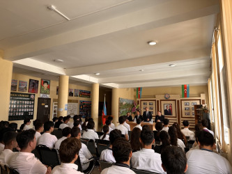 “Uşaqların zərərli informasiyadan qorunması” mövzusunda tədbir keçirilmişdir.