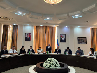 Azərbaycan Respublikasının Gənclər və İdman Nazirliyinin yaranmasının 32-ci ildönümü münasibətilə “Azərbaycan gənci müasir dövrdə” mövzusunda dəyirmi masa keçirildi