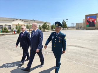 Qaradağ rayonunda Azərbaycan Respublikasının sərhəd mühafizə orqanları əməkdaşlarının peşə bayramı günü və sərhəd qoşunlarının yaranmasının 107-ci ildönümü münasibətilə təntənəli tədbir keçirilib