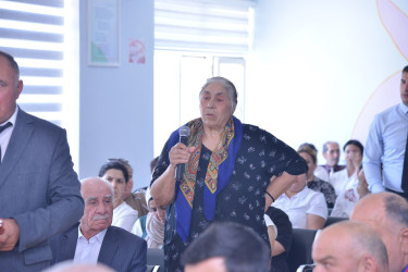 Qaradağ Rayon İcra Hakimiyyətinin başçısı Süleyman Mikayılovun Qobustan qəsəbəsində səyyar qəbulu keçirilib