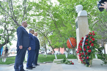 Qaradağ rayonu Sahil qəsəbəsində Seyidov Məhərrəm Məcnun oğlunun anım mərasimi keçirilib.
